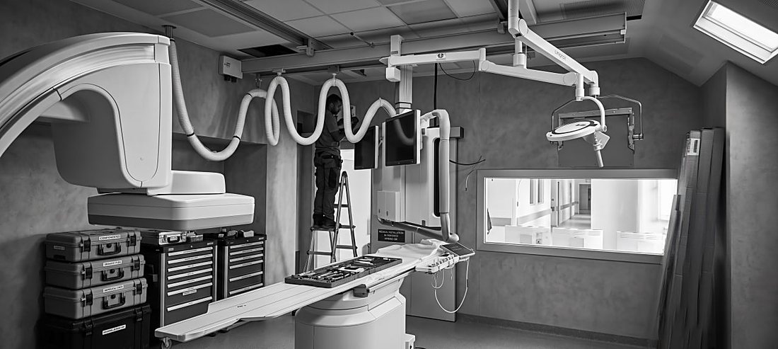 Installazione e collaudo di un angiografo a C-arm